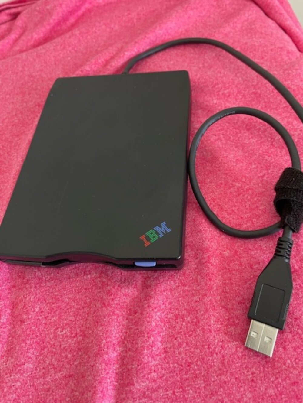 IBM USB Portable Diskette Drive Floppy Disk 3.5” MPF82E